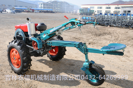 NX201型(xíng)手扶拖(tuo)拉機