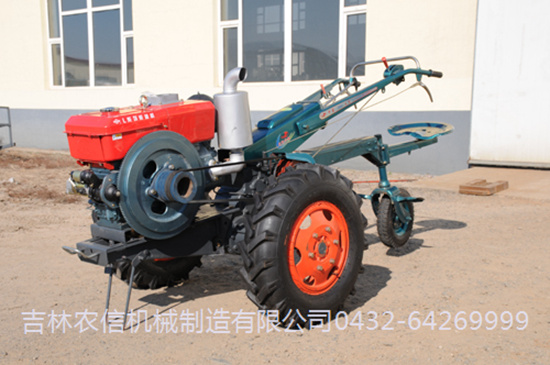 NX201型手(shǒu)扶拖拉(la)機